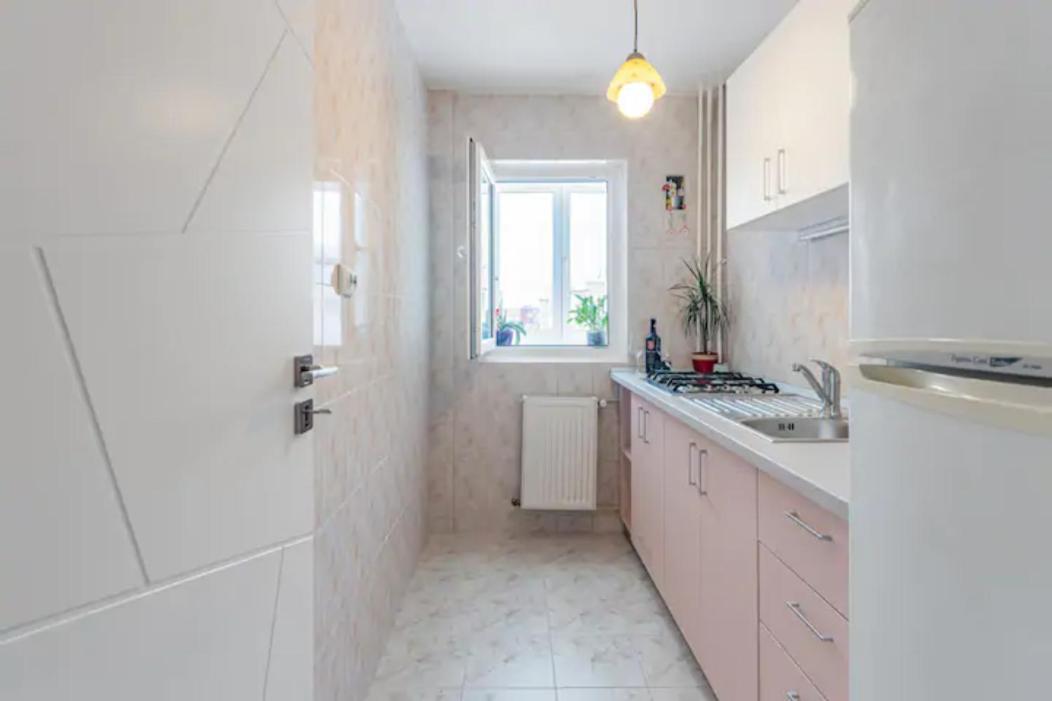 Cosy & Chic Studio Close By Victoria Square Bukarest Exterior foto