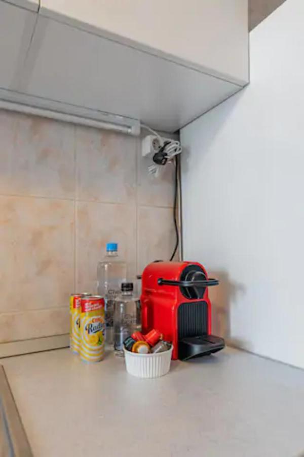 Cosy & Chic Studio Close By Victoria Square Bukarest Exterior foto